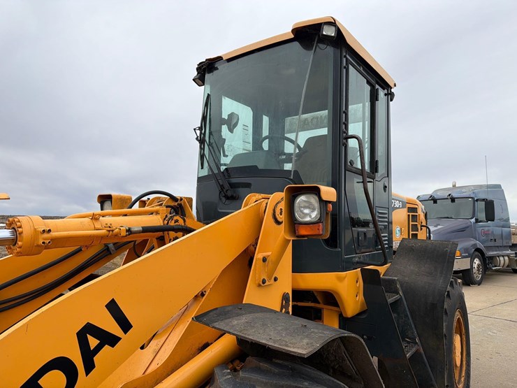 hyundai-hl730-9-image-28