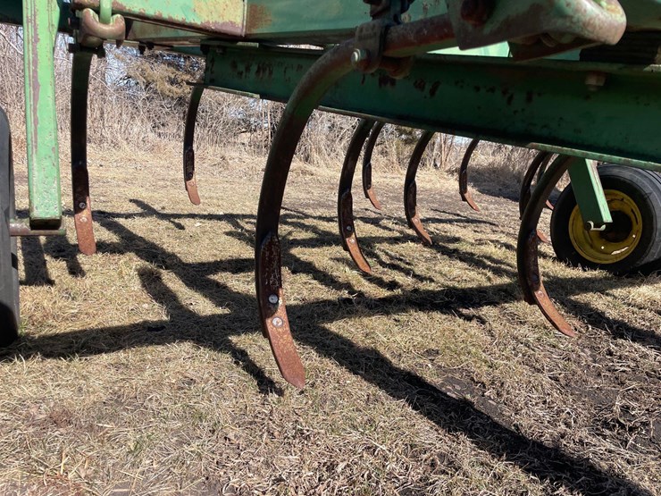 john-deere-1610-image-16