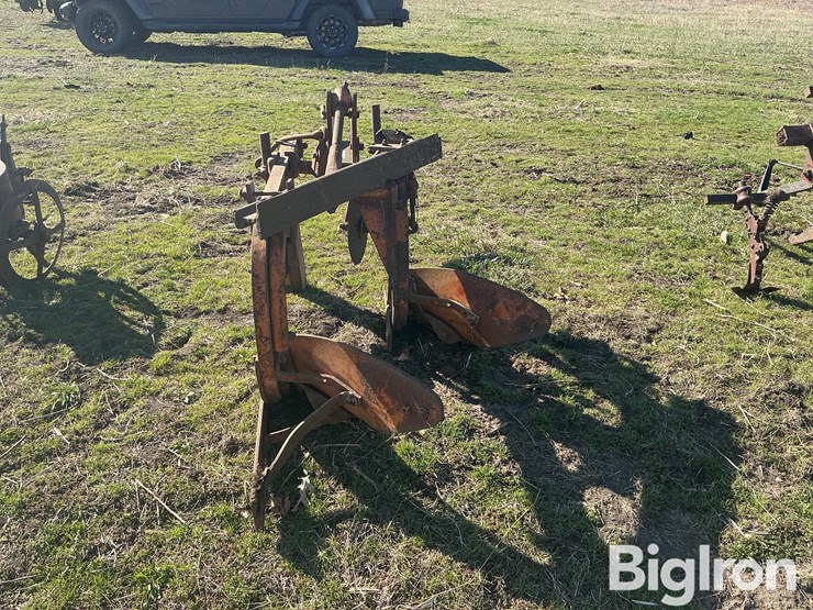 2-bottom-plow-image-6