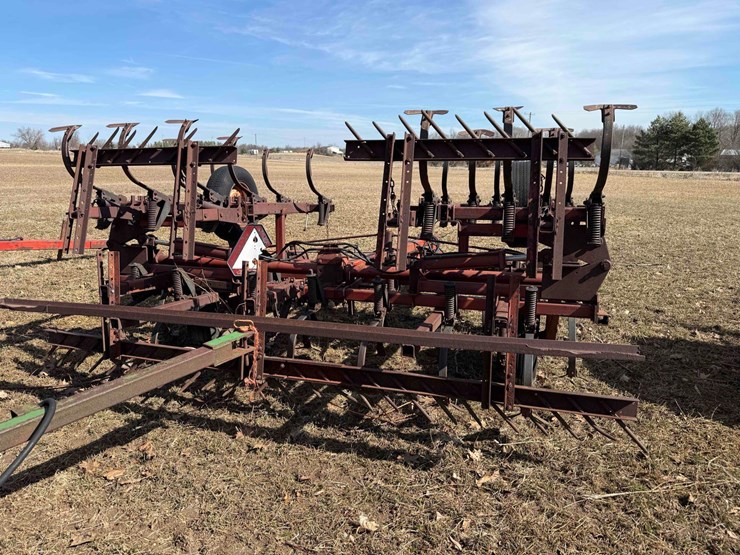 glencoe-18’-field-cultivator-image-4