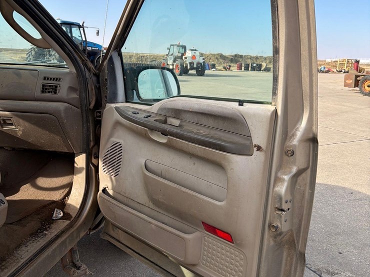 2004-ford-f250-image-39