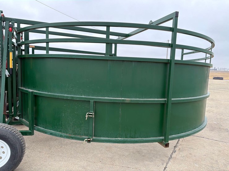 arrowquip-q-catch-86-series-chute-w/-sweep-tub-image-5