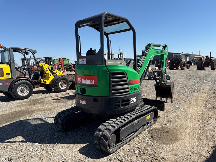 2017-bobcat-e26-image-3