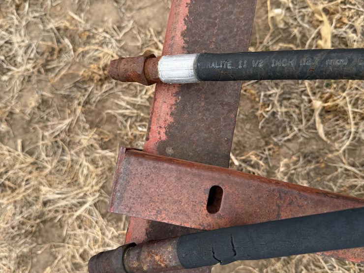 farmhand-8-bale-image-14