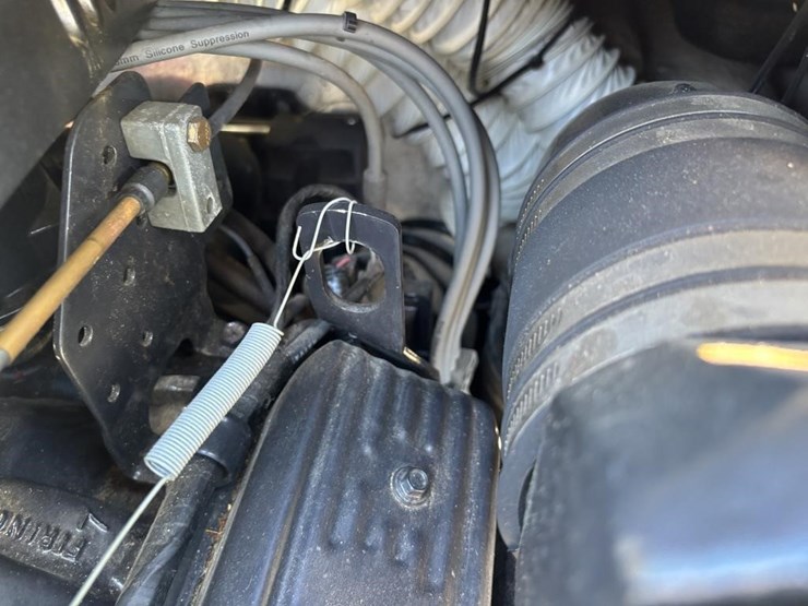 2000-unknown-trailer-image-48