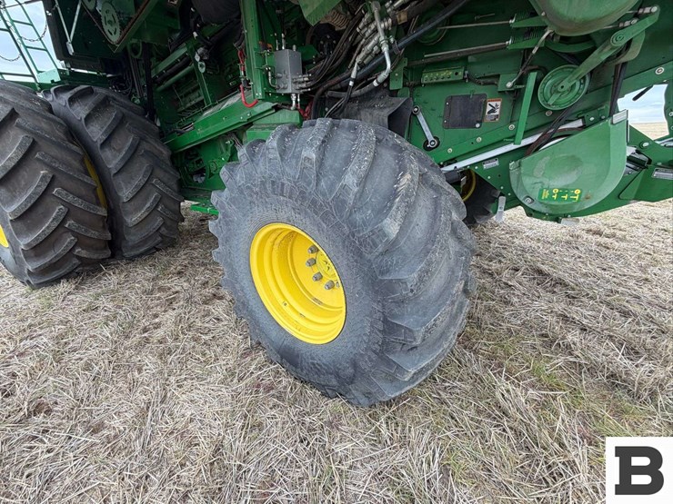 2023-john-deere-s780-image-25