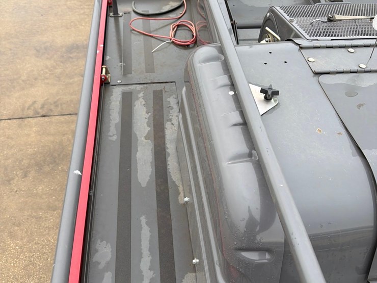 massey-ferguson-2290-image-31