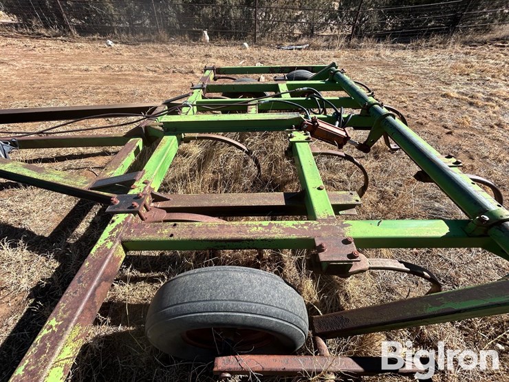 john-deere-e1600-image-11