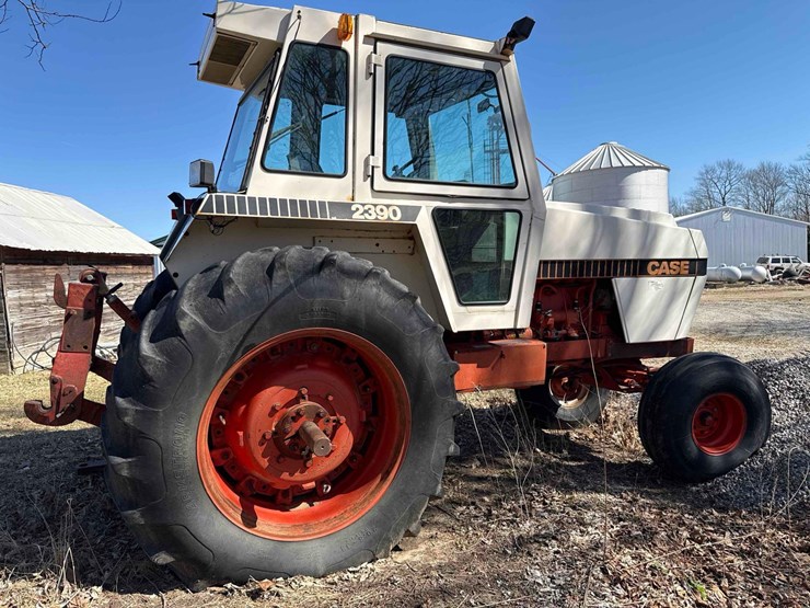 case-2390-for-parts-image-4