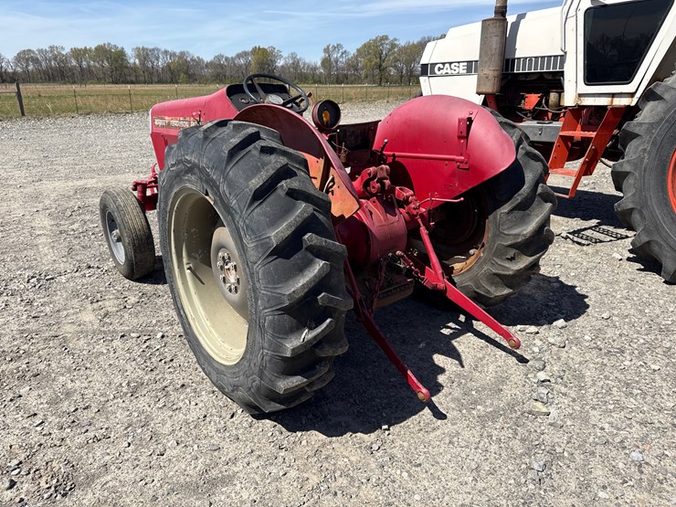 massey-ferguson-230-image-4