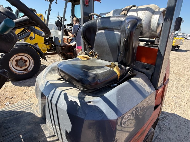 toyota-7fgcu25-image-26