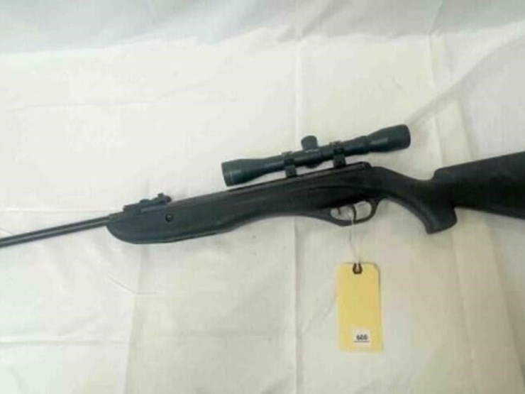 crosman-air-rifle-image-10