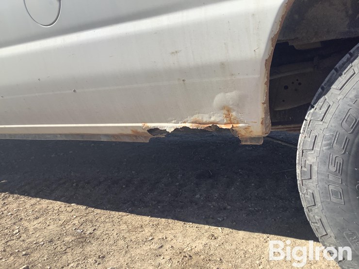 2013-ford-e250-image-15