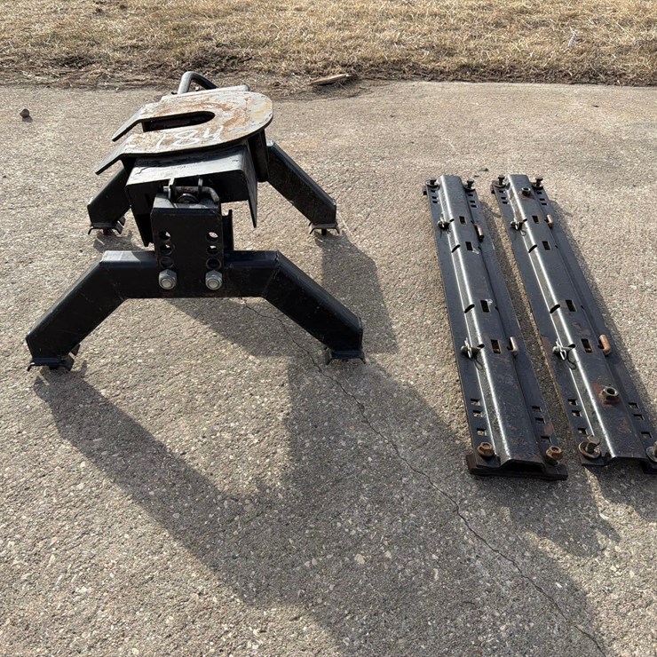 5th Wheel Pickup Hitch