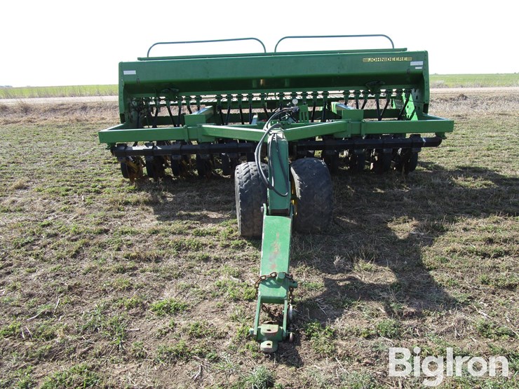 john-deere-750-image-2