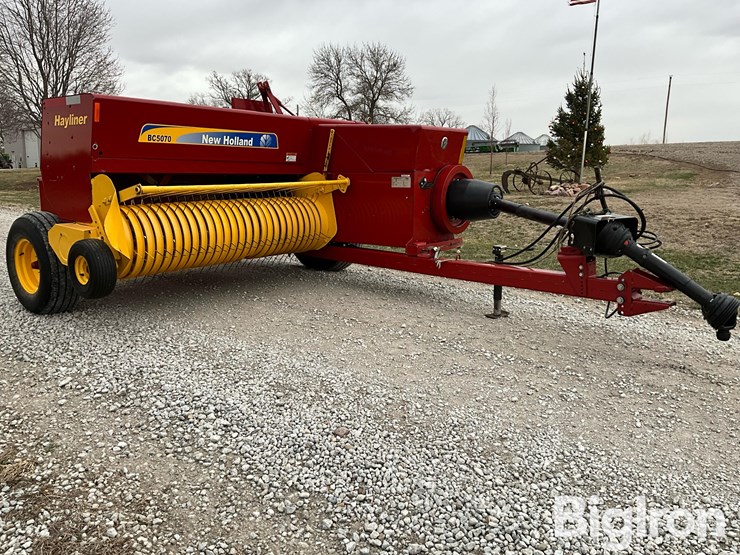 2011-new-holland-bc5070-image-3