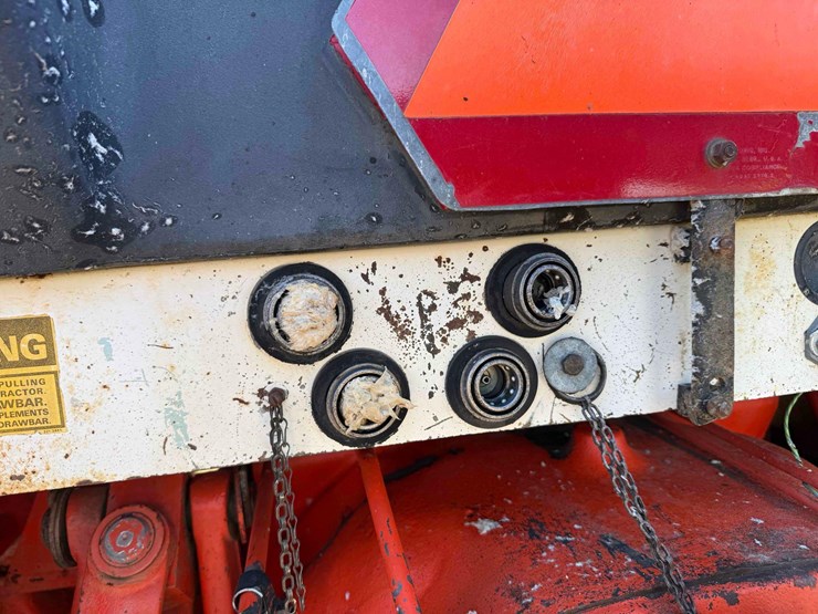 case-2390-tractor-image-16