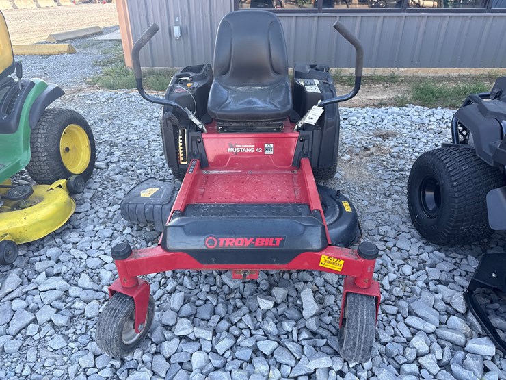 #25-•-troy-built-42"-zero-turn-mower-1b056h10225-inv#-42727-image-2
