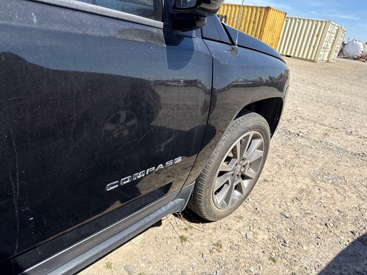 2016-jeep-compass-image-10