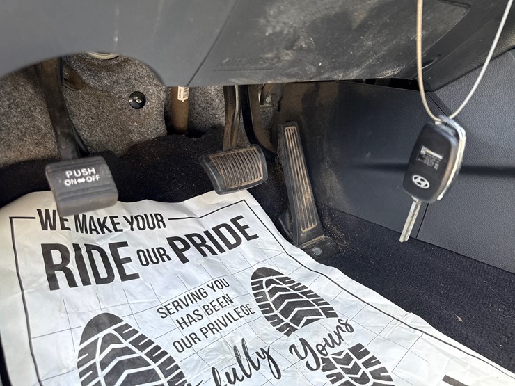 2015-hyundai-santa-fe-image-22