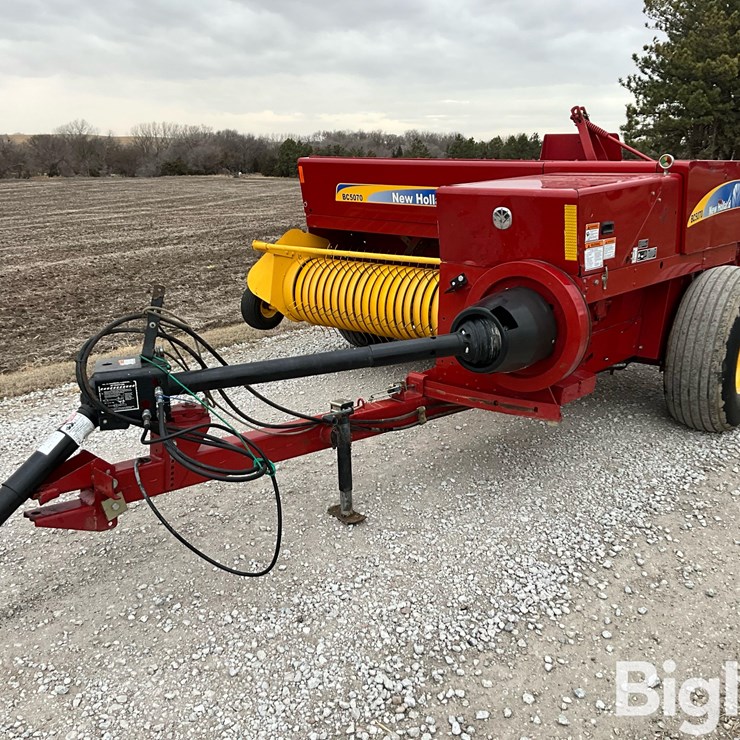 2011 NEW HOLLAND BC5070
