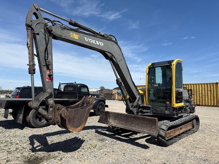 volvo-ecr88-image-1