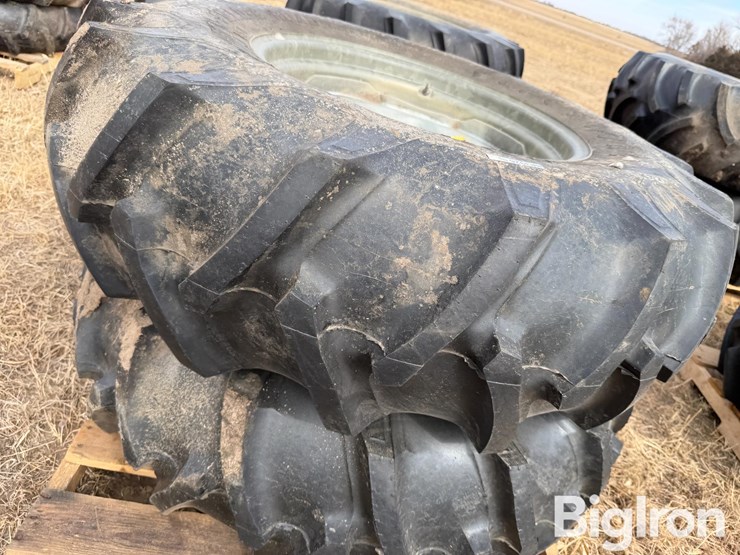 14.9-24-pivot-tires-&-rims-image-14