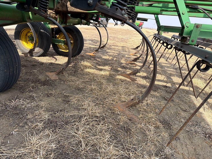 john-deere-726-image-6