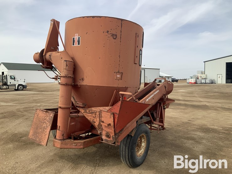 international-1250-image-5