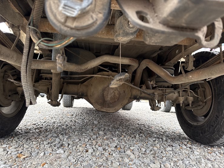 1999-chevrolet-2500-image-12