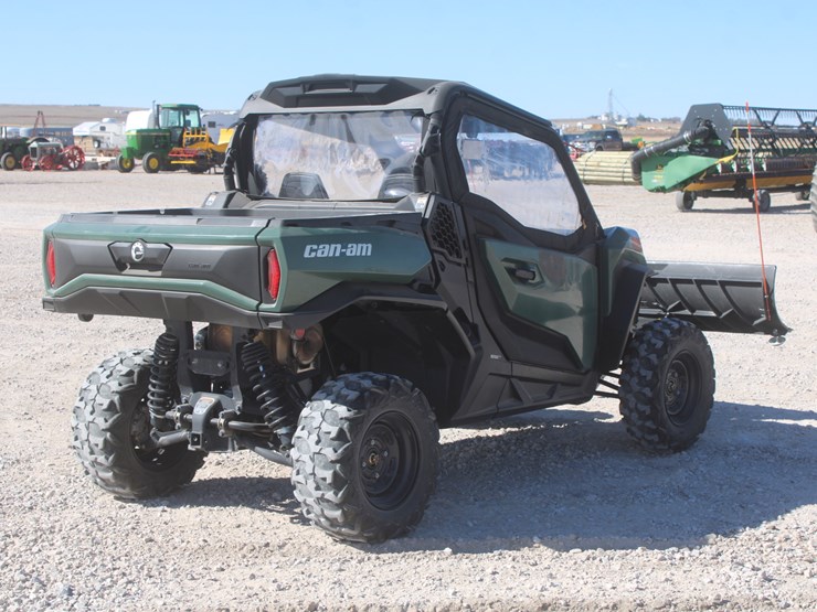 #1079-•-2022-can-am-commander-1000-with-cab-image-6