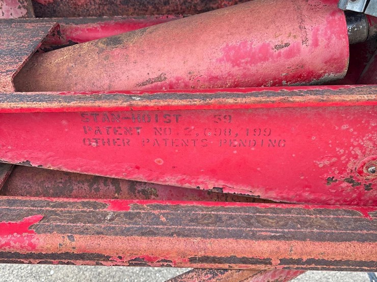 5-bolt-running-gear-with-hydraulic-hoist-image-10