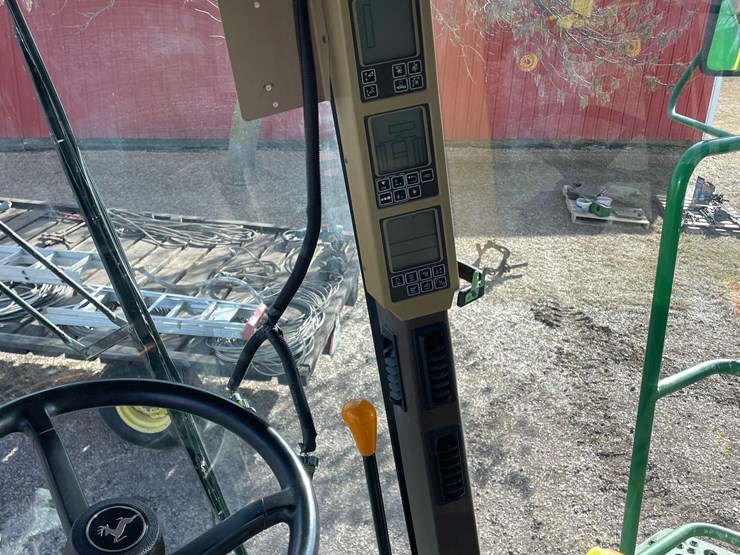 2007-john-deere-9560-sts-image-61