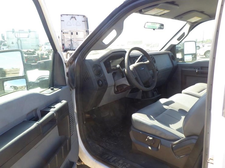 2016-ford-f250-image-5