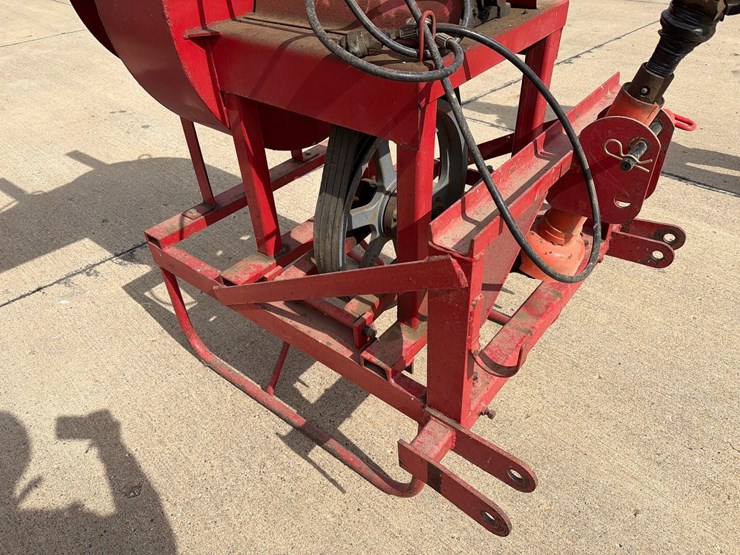 blow-hard-3pt-bunk-blower-image-13