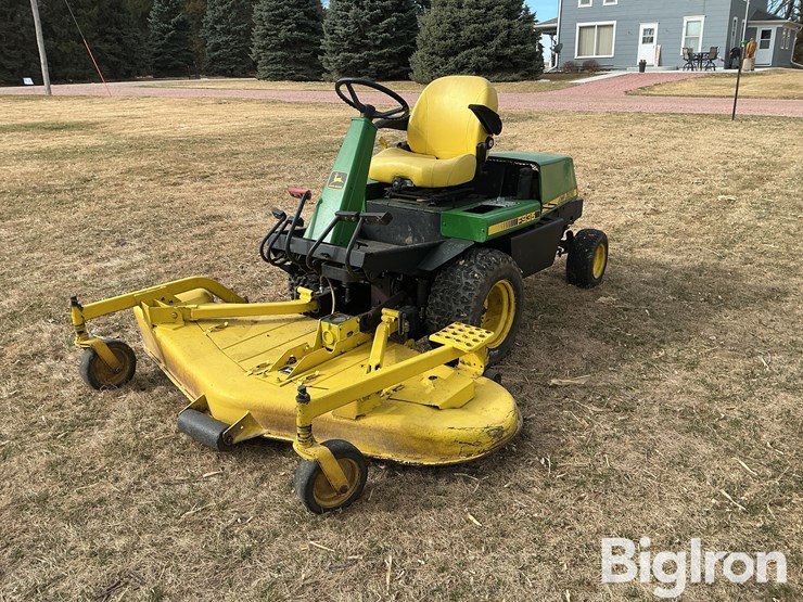 john-deere-f935-image-1