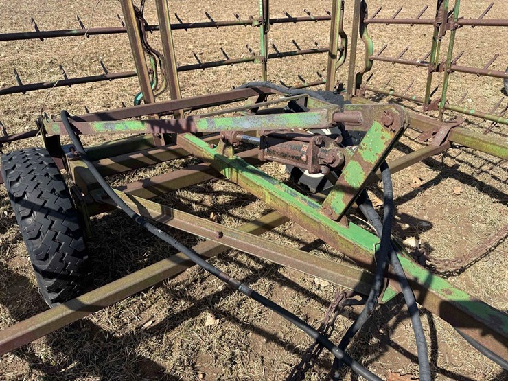 john-deere-18-image-7