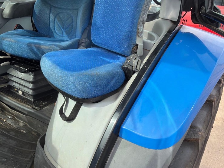 2011-new-holland-t6030-plus-image-29