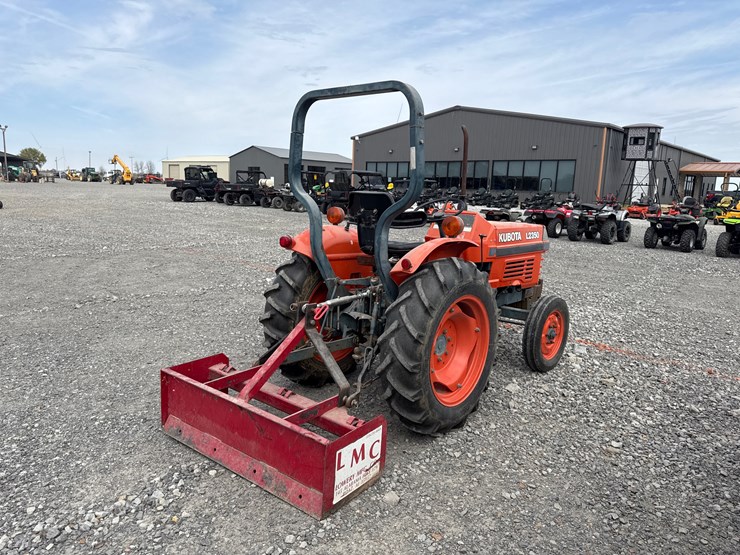 kubota-l2350-image-4