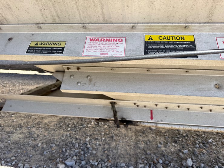 2015-timpte-hopper-bottom-image-32