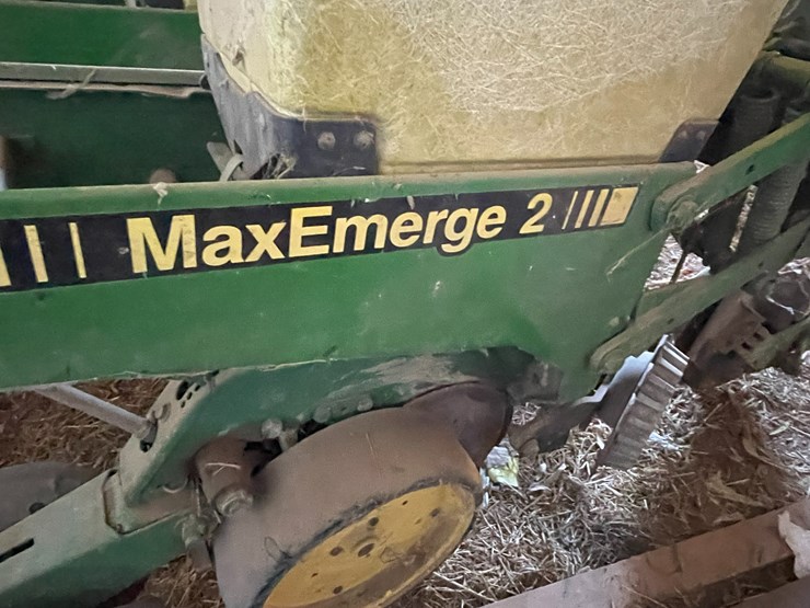 john-deere-7200-image-18