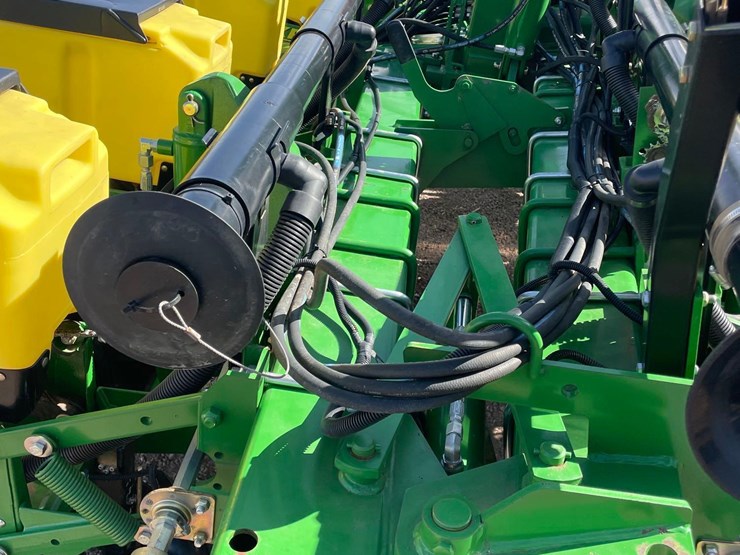 2012-john-deere-1760-image-14