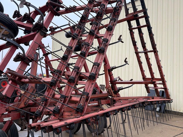 case-ih-4600-image-24