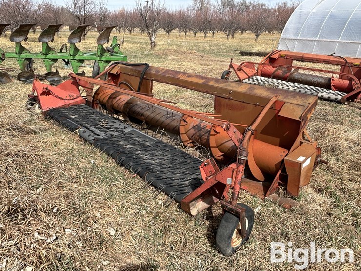 international-810-image-1