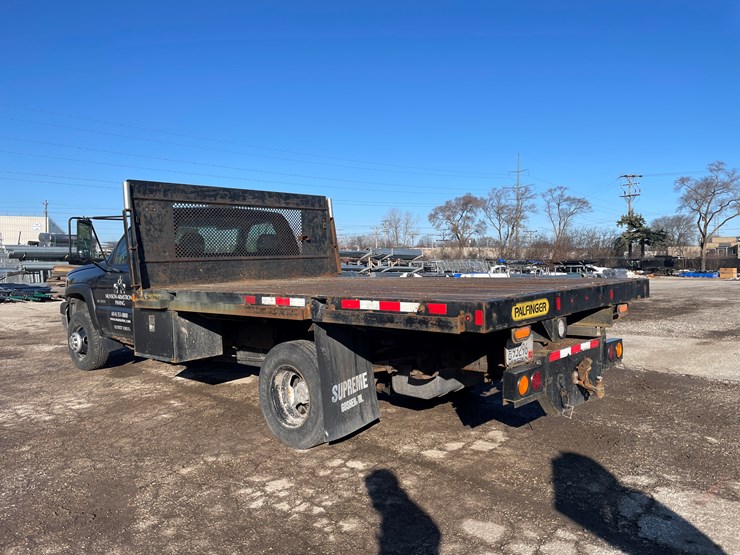 2005-chevrolet-3500-image-7