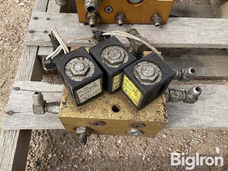 case-ih-1230-image-13