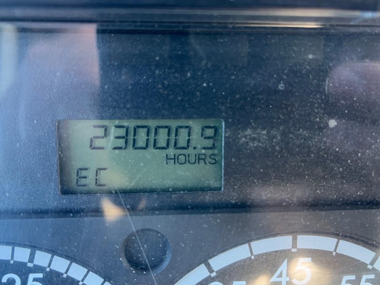 2004-caterpillar-c12-image-97