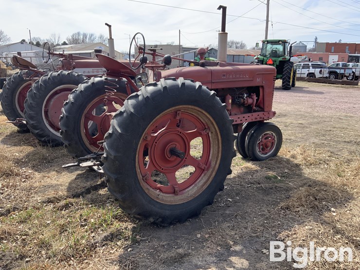 1944-farmall-m-2wd-tractor-image-5