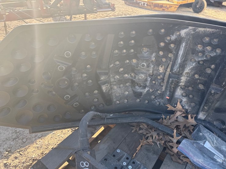 john-deere-8-image-14