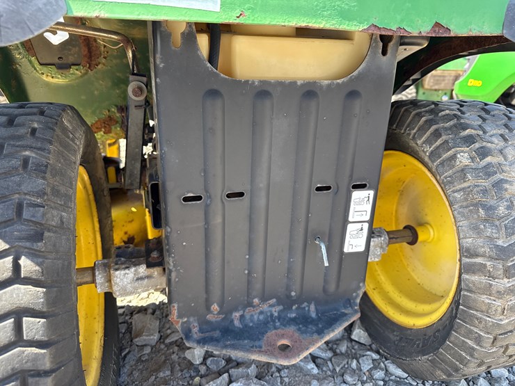 john-deere-l120-image-6